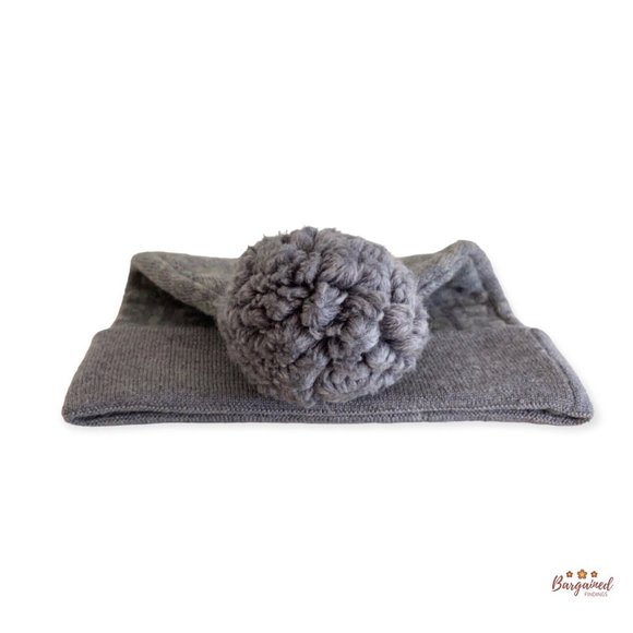 Authentic Fendi Bi-Colored Wool Gray/Light Gray Zucca Monogram PomPon Beanie Hat - Picture 11 of 12